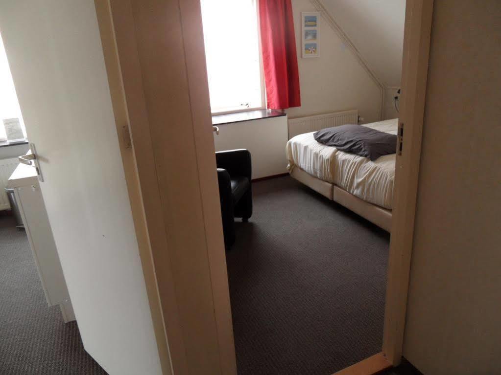 The Sunset Apartments Hollum  Bagian luar foto