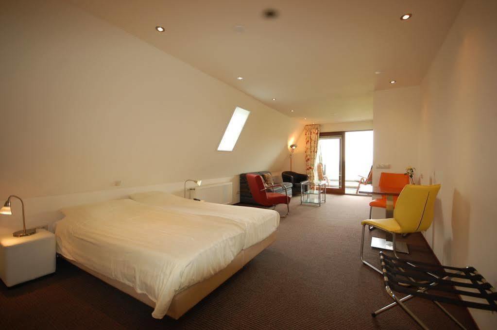 The Sunset Apartments Hollum  Bagian luar foto